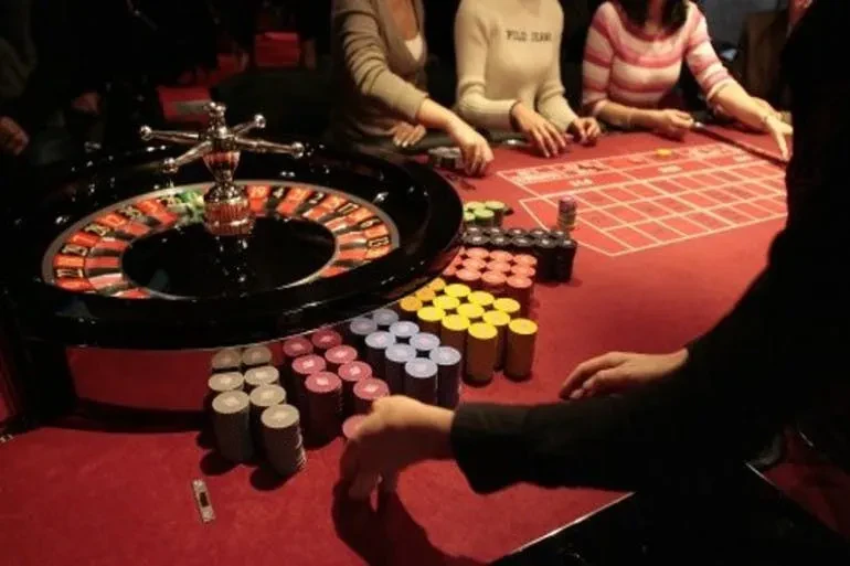 Jeux de table au casino d'Allègre-les-Fumades
