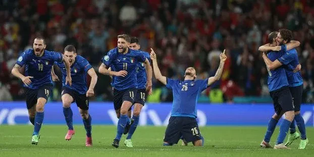  italy wins penalty shoot out